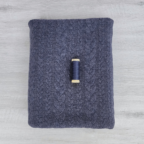 *2 PIECE REMNANT BUNDLE* European Cable Sweater Knit, Melange Dark Blue & Thread
