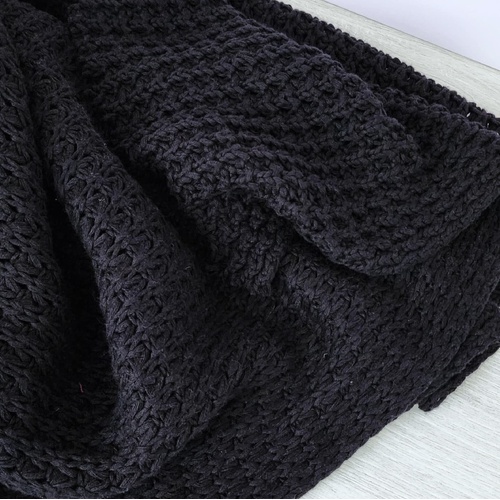 *REMNANT 110cm* European Big Knit, Oeko-Tek, Black