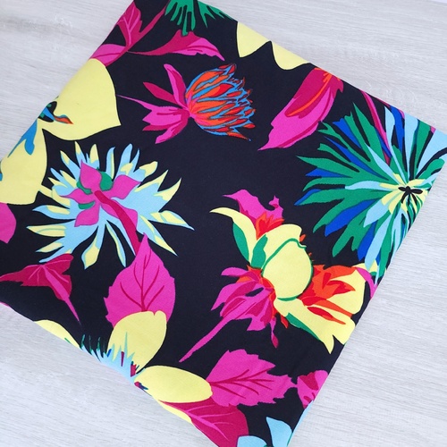 *REMNANT 165cm* European Woven Viscose Twill, Oeko-Tex, Island Bloom